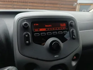 Peugeot 108 13