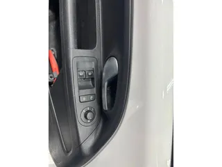 Volkswagen UP! 16