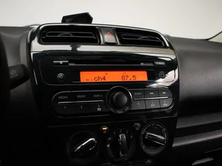 Mitsubishi SPACE STAR 11