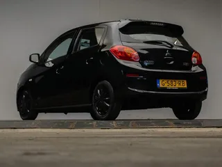 Mitsubishi SPACE STAR 4