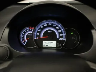 Mitsubishi SPACE STAR 8