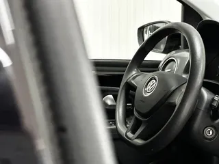 Volkswagen UP! 12