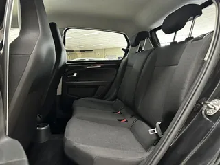 Volkswagen UP! 9