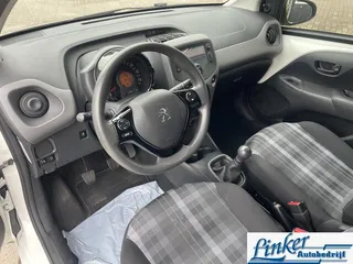 Peugeot 108 9