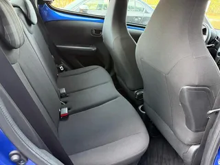 Peugeot 108 12